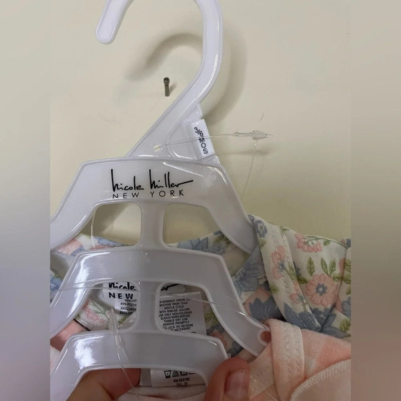 NWT|| Nicole Miller Onesies. Size 3/6 months — 3 set - Picture 7 of 7